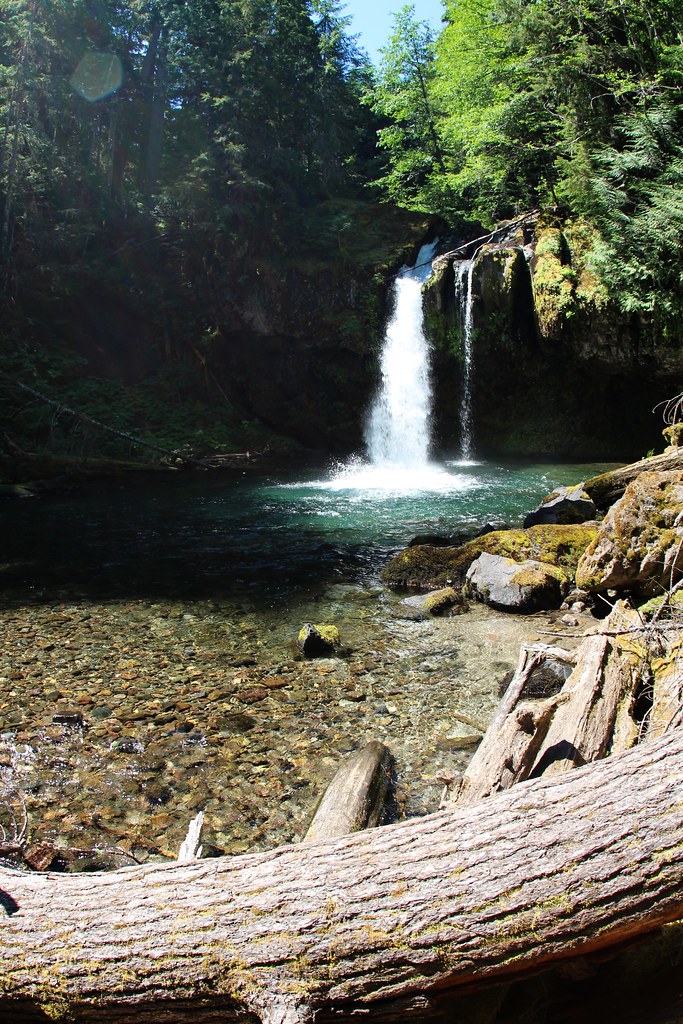 Iron Creek Falls