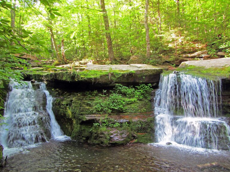 Diamond Notch Falls