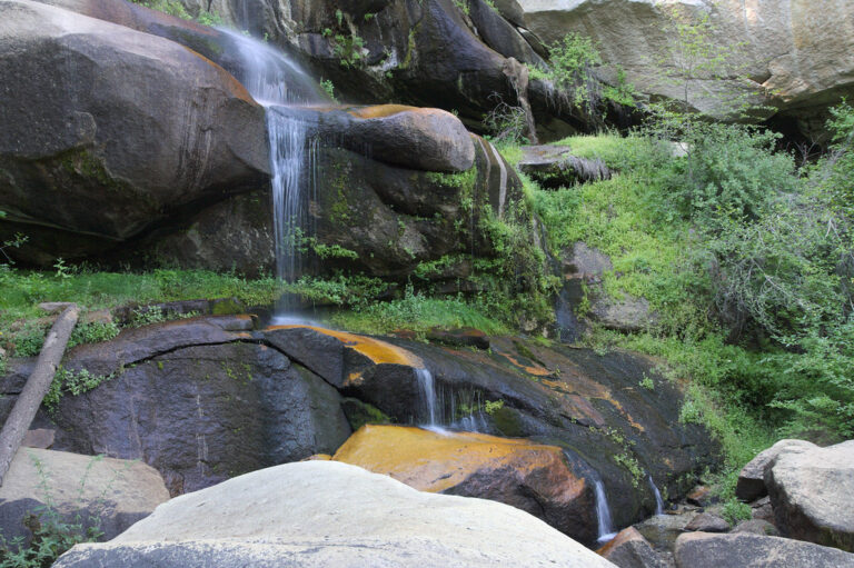 Nobe Young Falls Nobe Young Falls