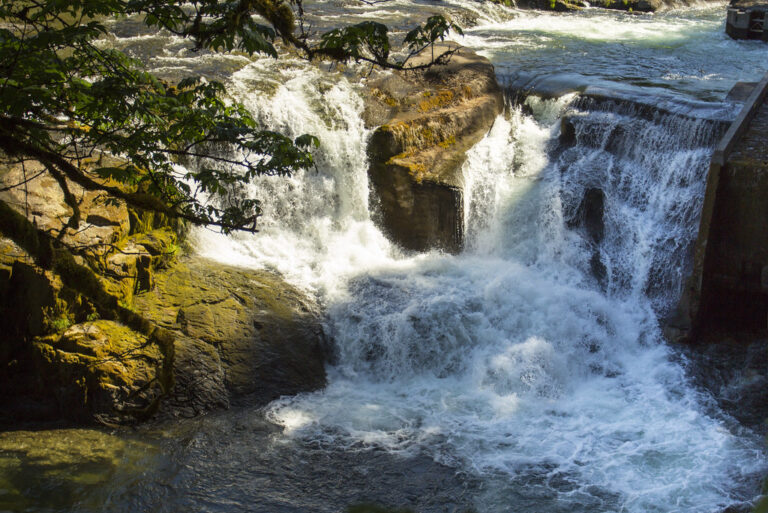 Steamboat Falls, Oregon