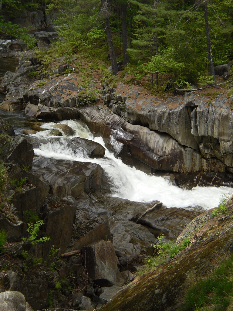 Coos Canyon - Maine Coos Canyon - Maine
