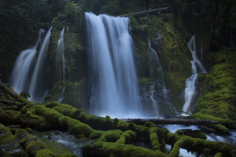 Downing Creek Falls, Oregon