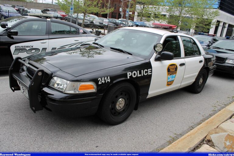 Chagrin Falls Ohio Police Ford Crown Victoria
