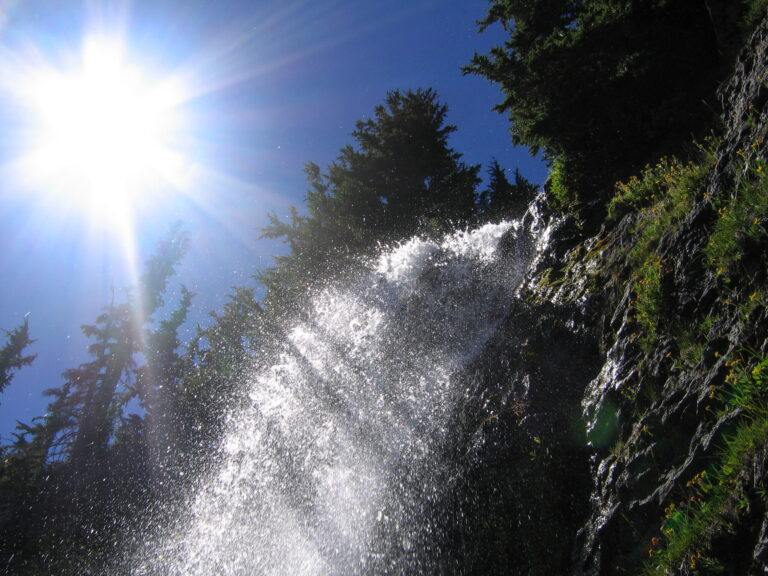 Crooked Creek Falls (Washington)