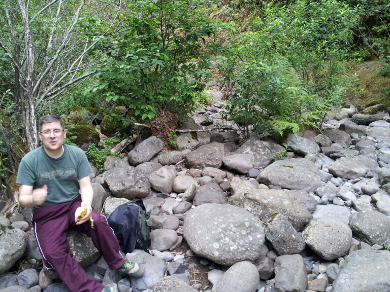 Eating lunch just past Twister Falls