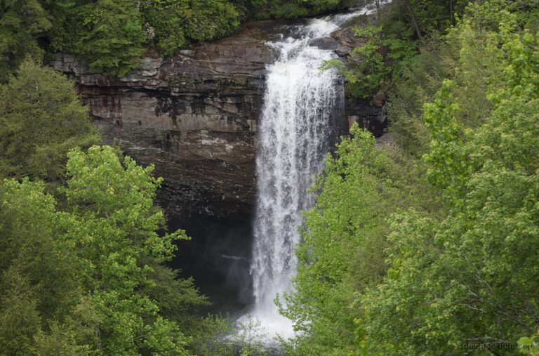 File:Foster Falls, Tennessee.jpg