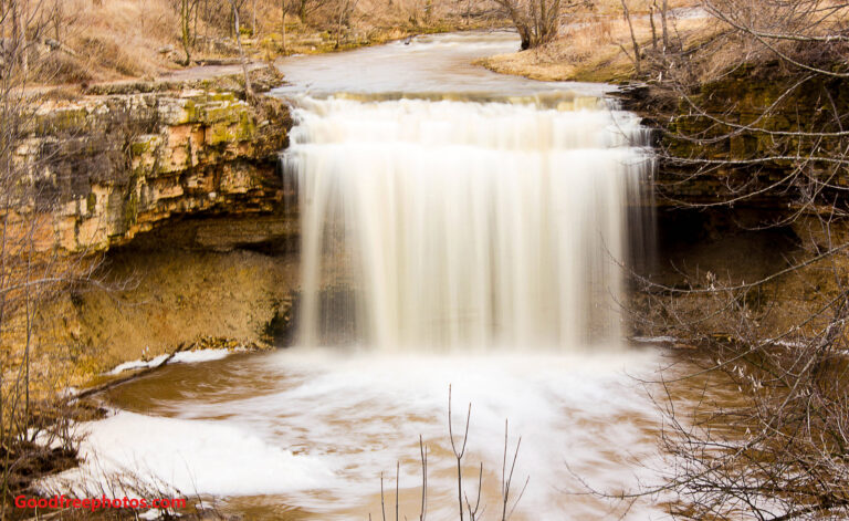 Fonferek Falls