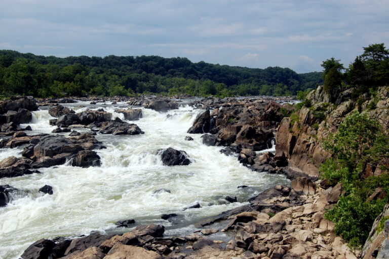 Great Falls, Maryland, cliffs