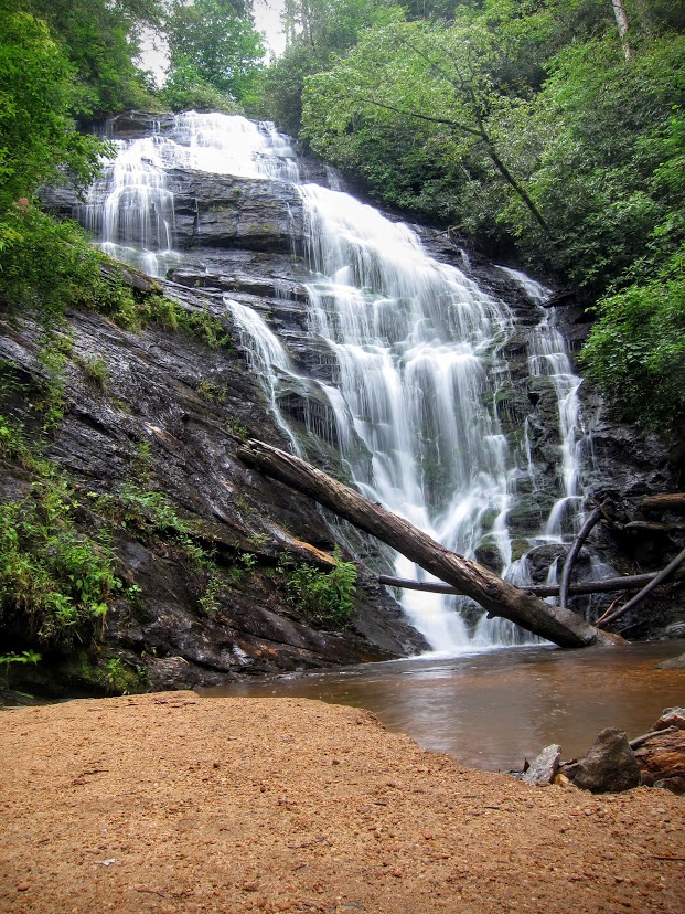 Kings Creek Falls