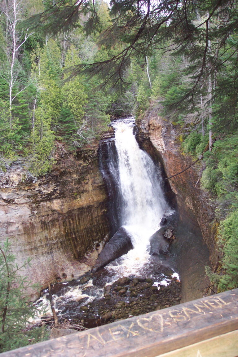 Miners' Falls, Michigan