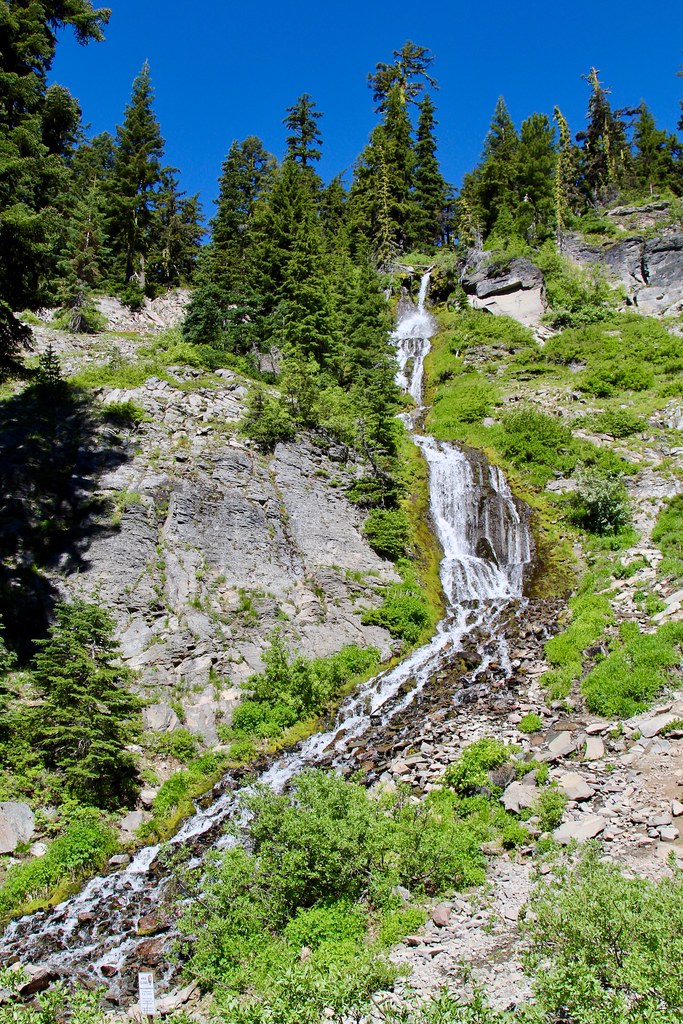 Overview of Vidae Falls