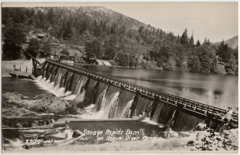 Savage Rapids Dam on Rogue River, Oregon