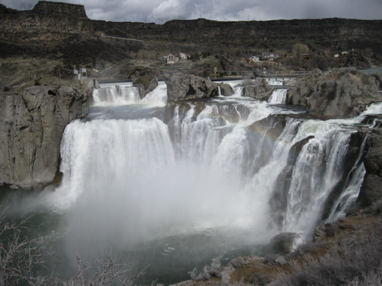 Shoshone Falls